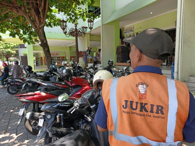 Lahan Parkir Di Area Pasar Baru Magetan